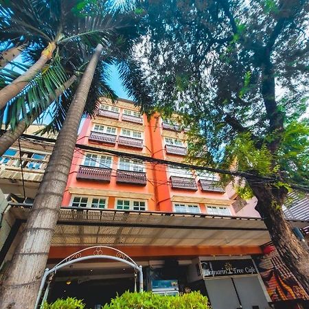 Bb House Rambuttri Hostel Bangkok Exterior photo